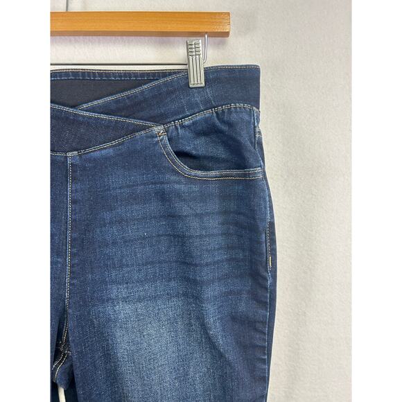 Womans Skinny Denim jeans Comfortable With Elastic Waistband - Size L 14 Long ￼ - Picture 4 of 10